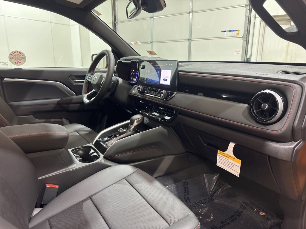 2025 Chevrolet Colorado Z71 photo 15