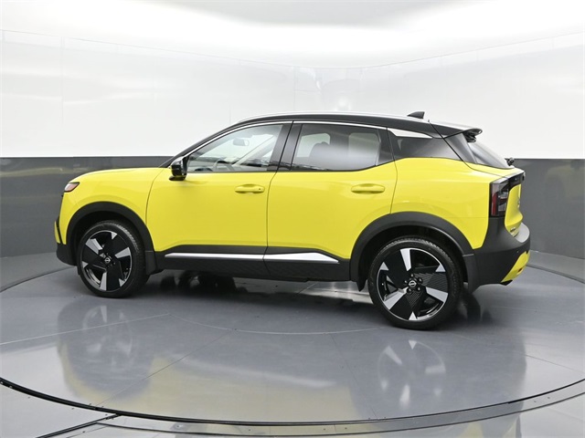 2025 Nissan Kicks SR photo 4