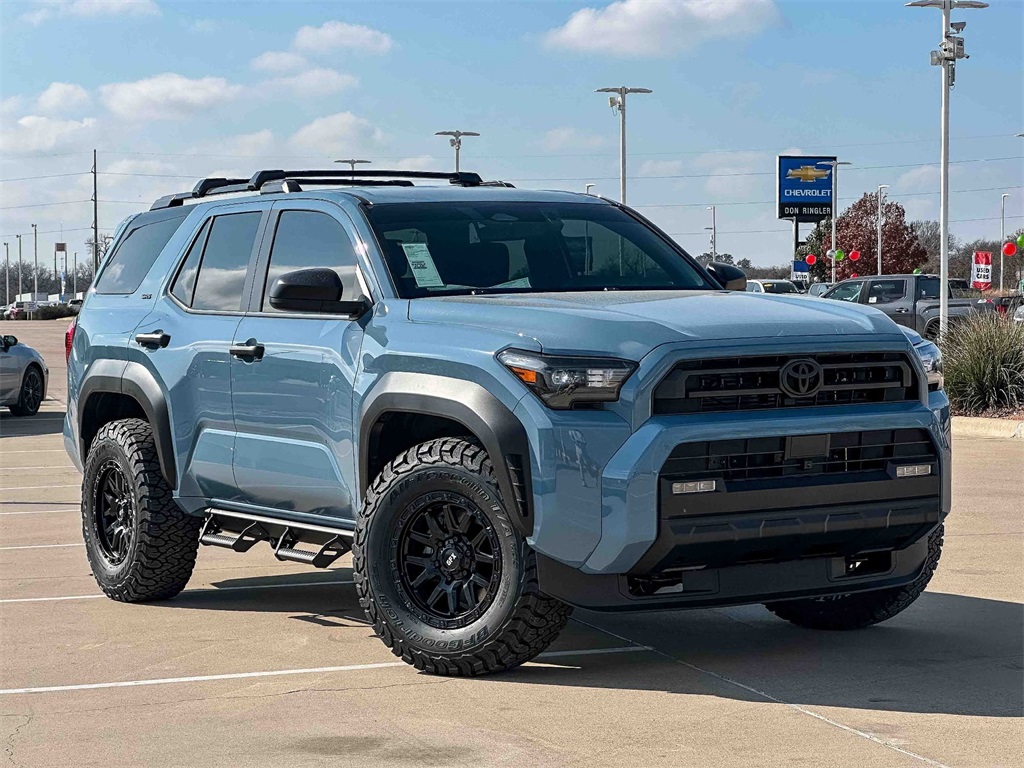 2025 Toyota 4Runner SR5's photo