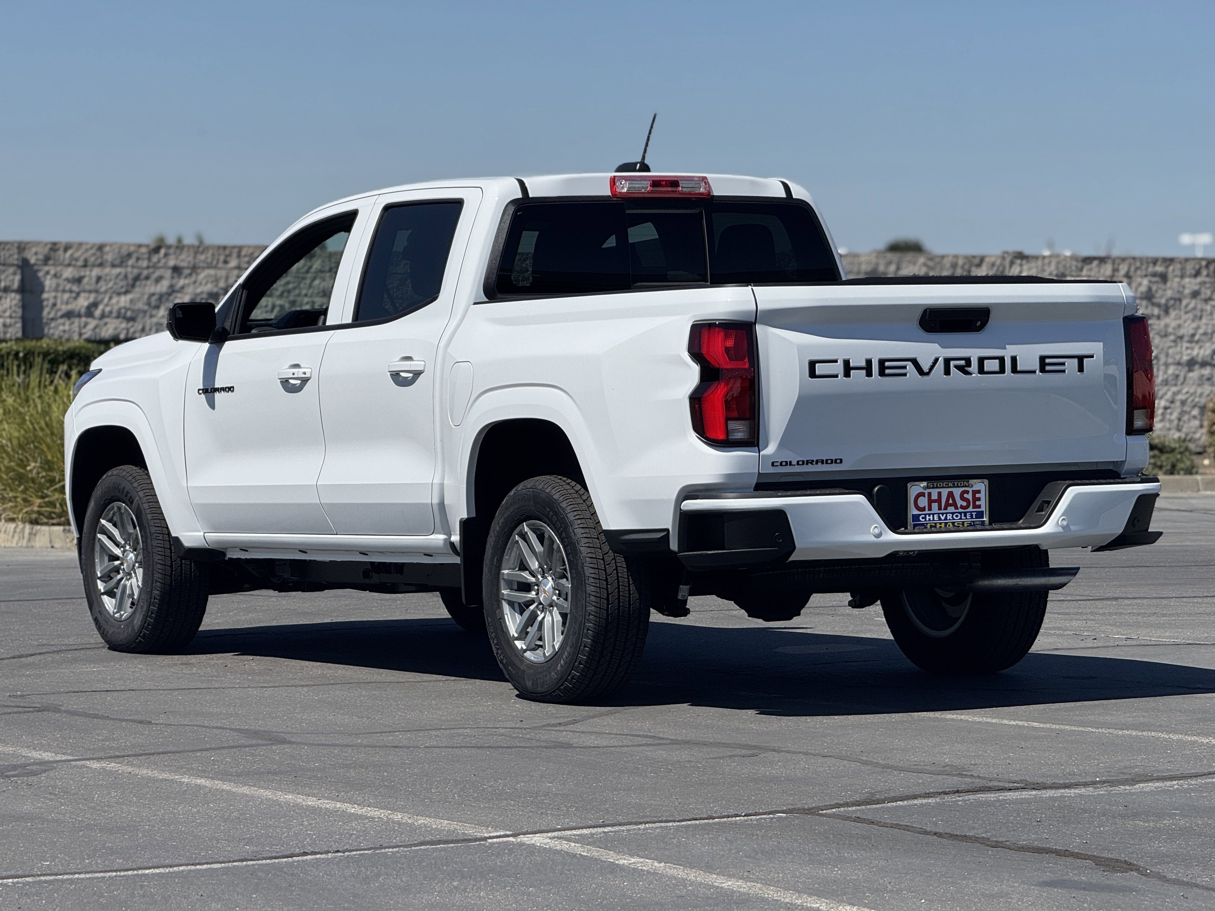 2026 Chevrolet Colorado LT photo 4