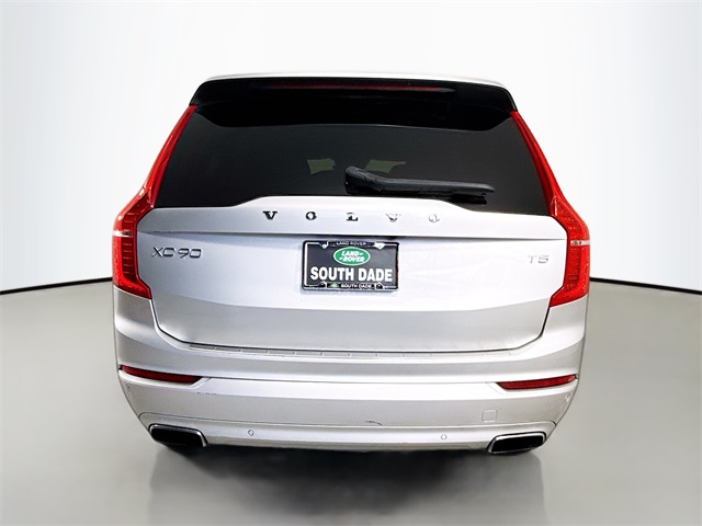 2020 Volvo XC90 T5 Momentum photo 2