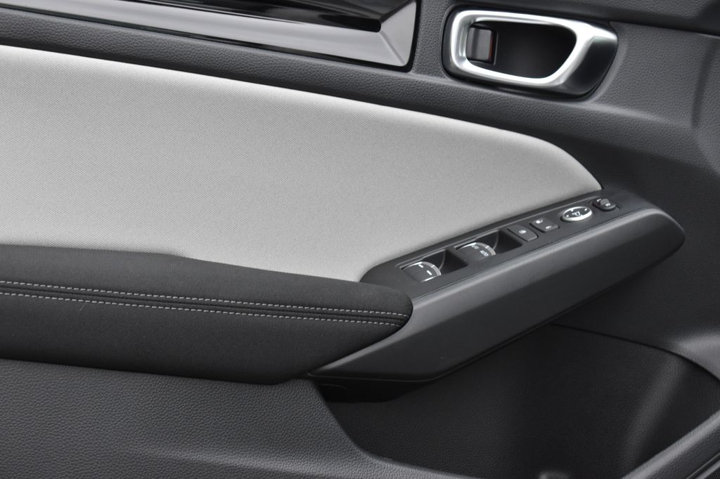 2025 Honda Civic Hatchback Hybrid Sport photo 22