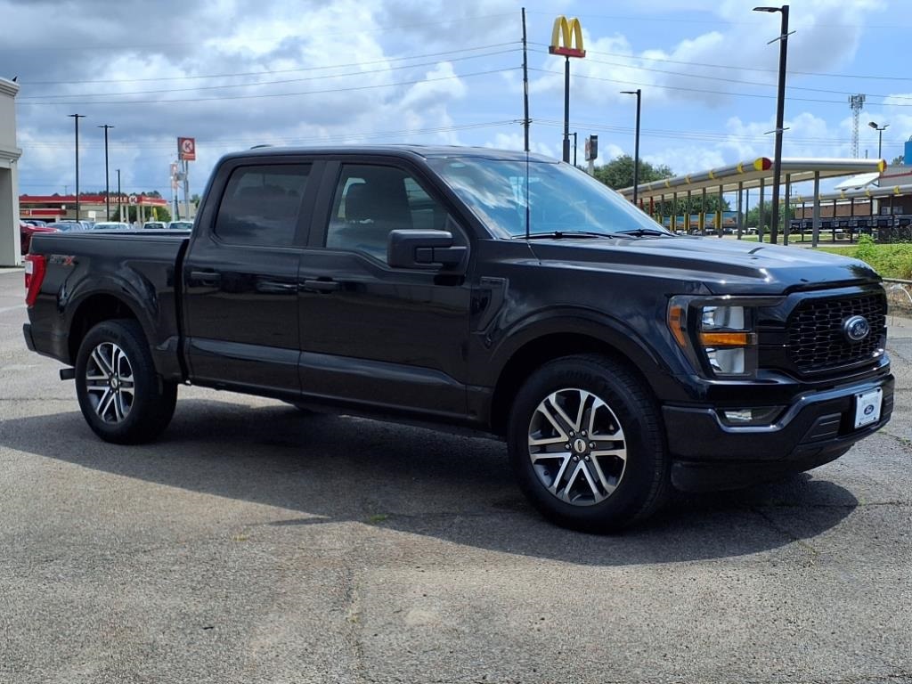 2023 Ford F-150 XL photo 16