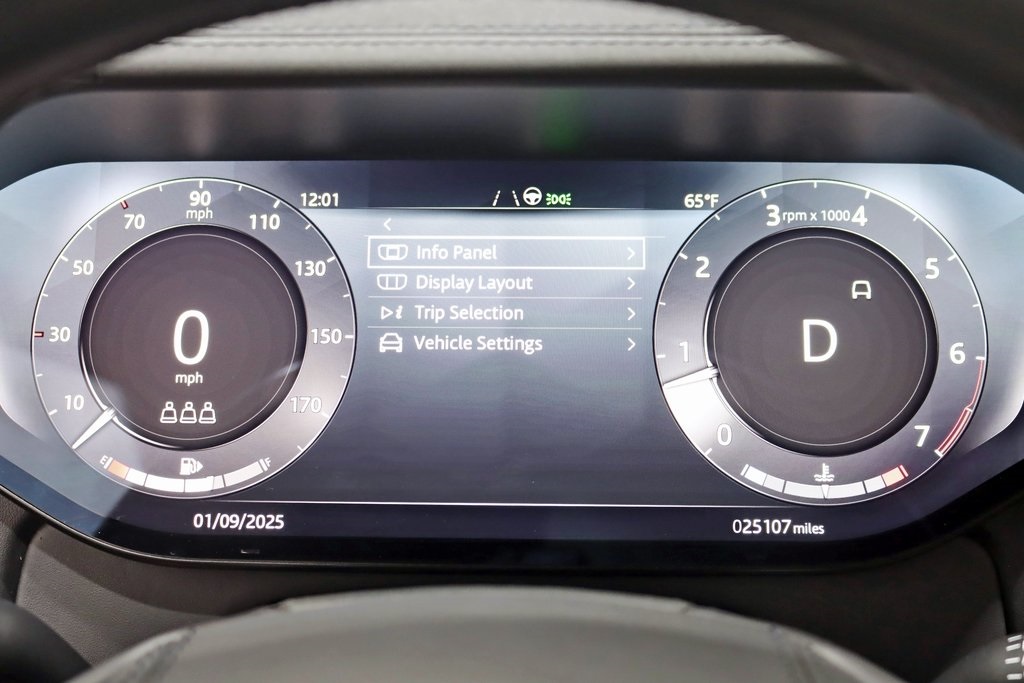 2023 Land Rover Range Rover SE photo 15