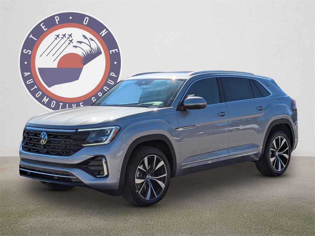 2026 Volkswagen Atlas Cross Sport SEL Premium R-Line photo 2