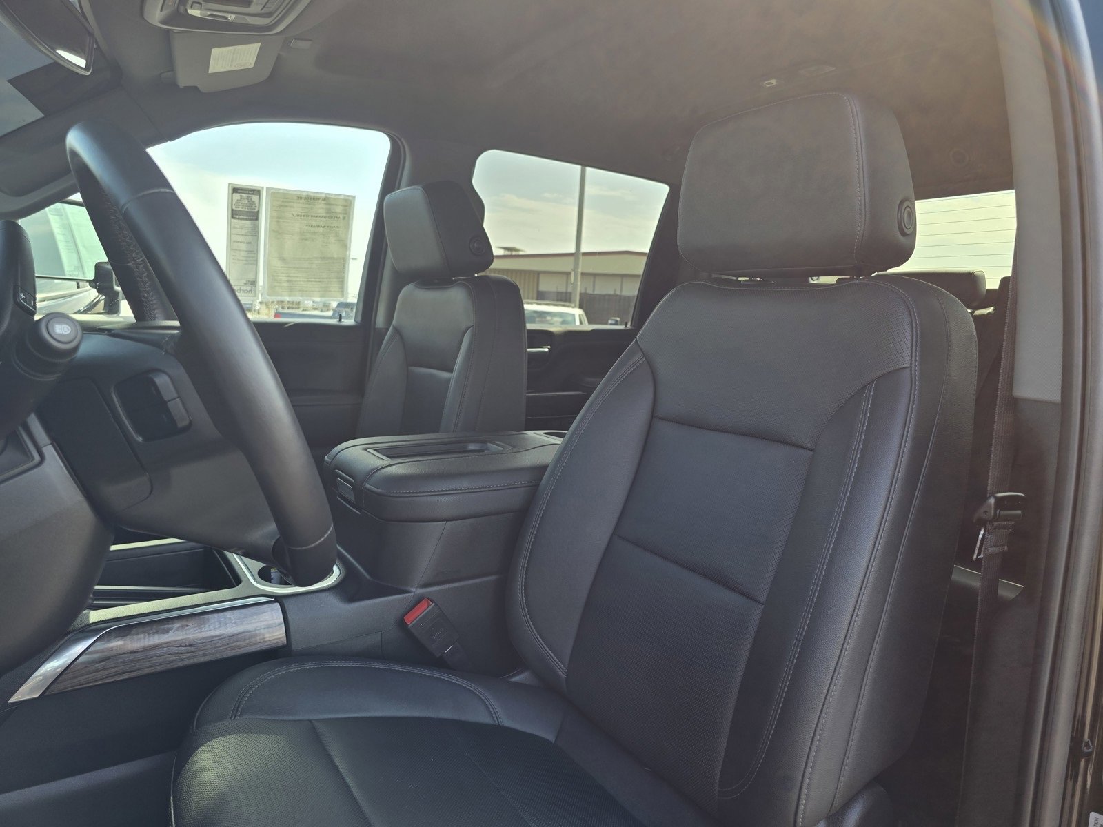 2022 Chevrolet Silverado 2500HD LTZ photo 28