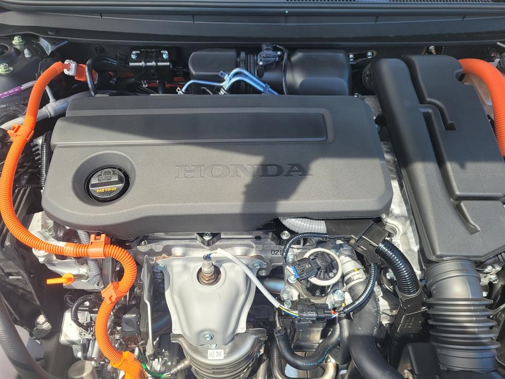 2025 Honda Accord Hybrid Touring photo 8