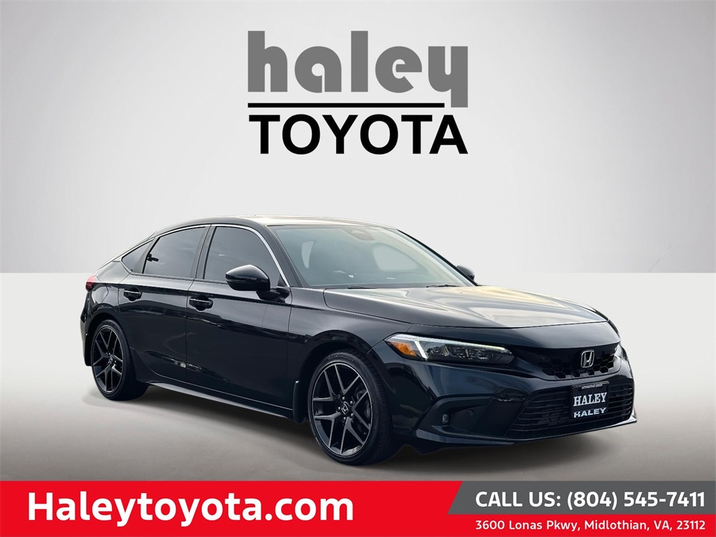 2022 Honda Civic Hatchback Sport Touring's photo