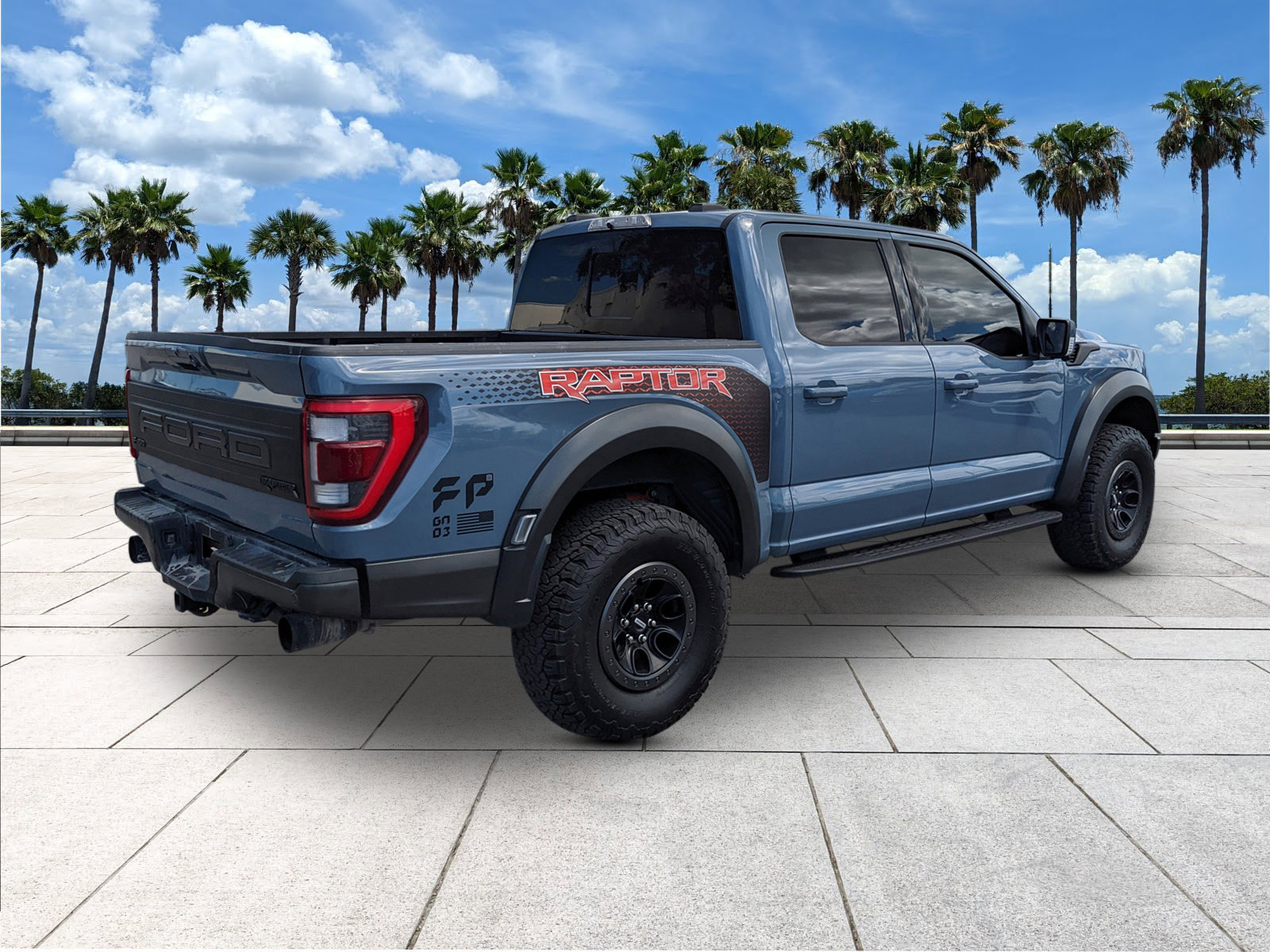 2023 Ford F-150 Raptor photo 8