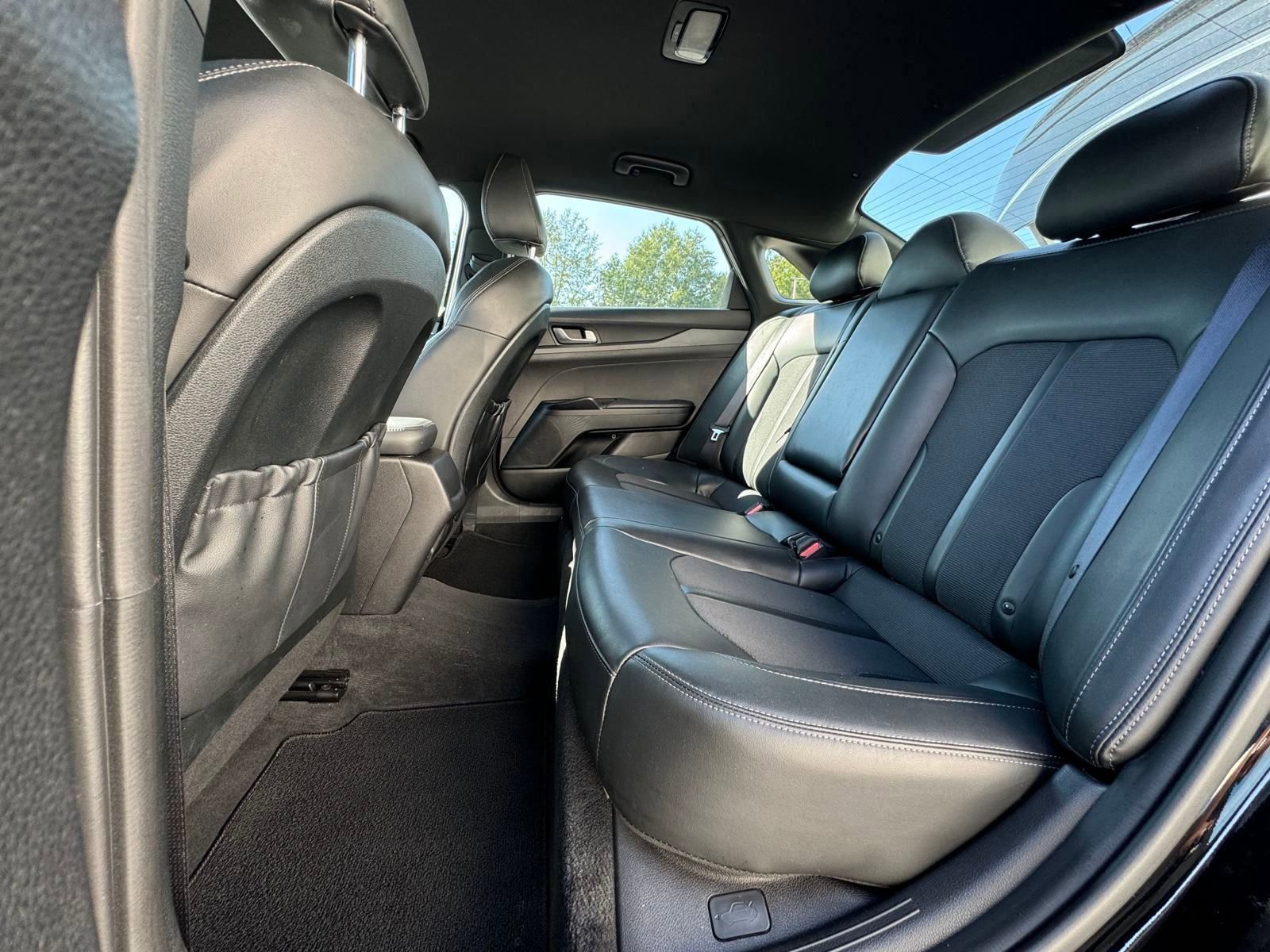 2021 Kia K5 GT-Line photo 13