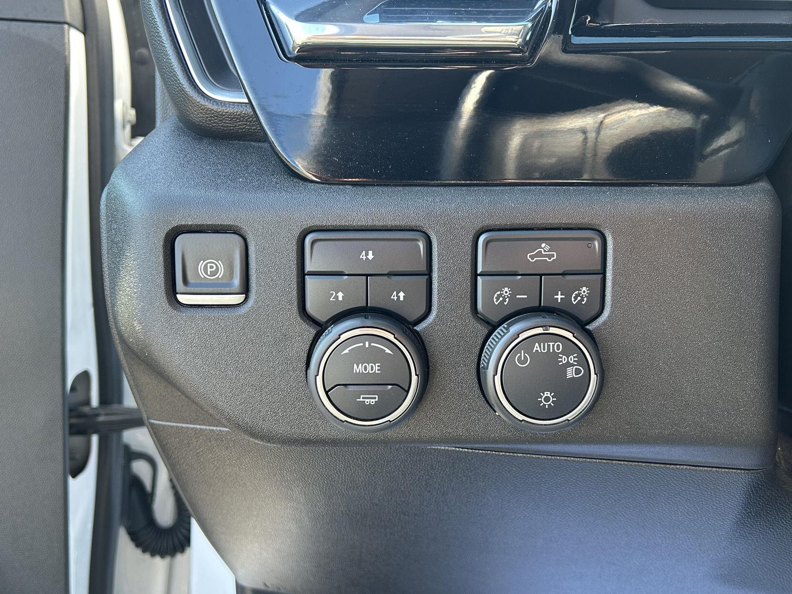 2024 Chevrolet Silverado 2500HD LT photo 18