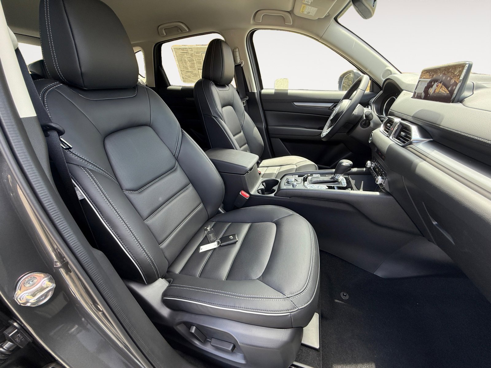 2025 Mazda CX-5 2.5 S Preferred photo 18
