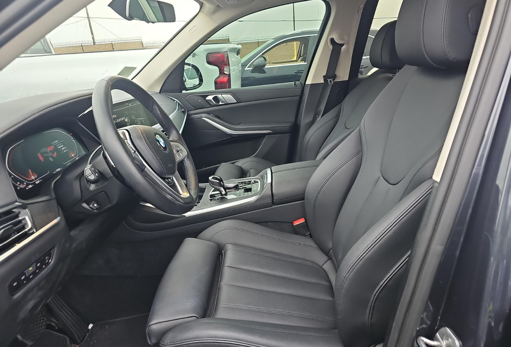 2022 Bmw X7 xDrive40i photo 3