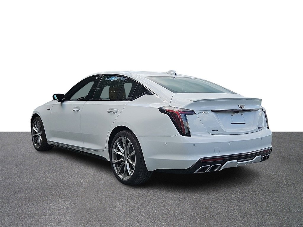 2023 Cadillac CT5 V photo 3