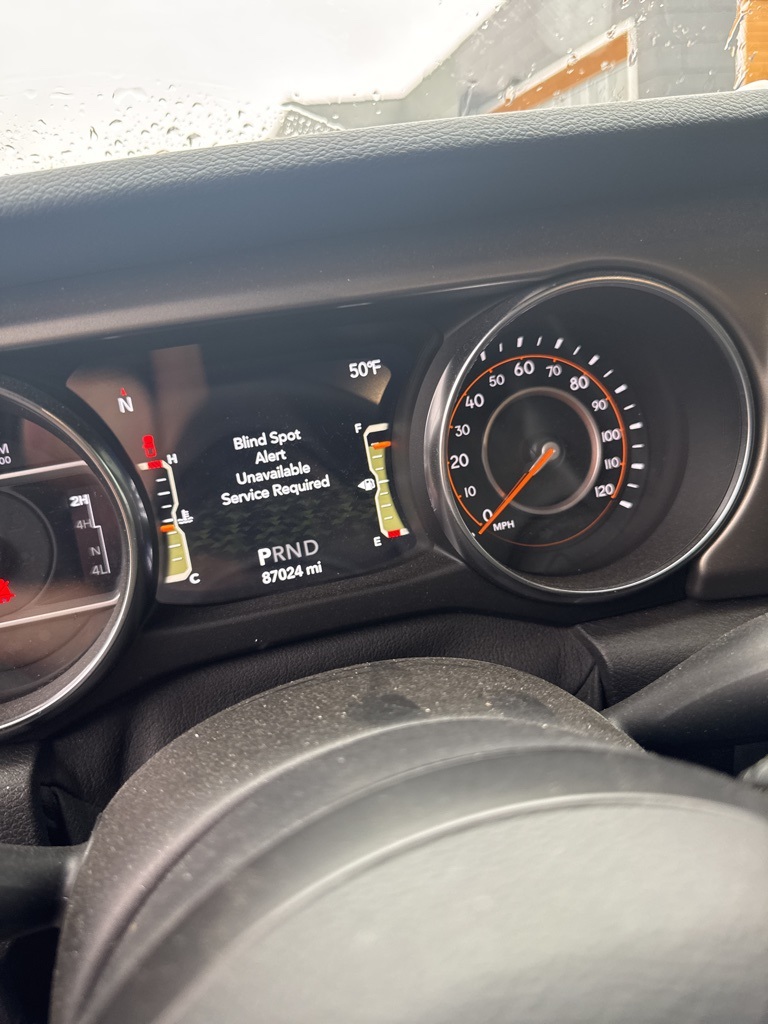 2020 Jeep Gladiator Sport photo 3