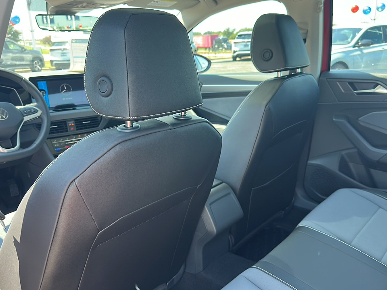 2025 Volkswagen Jetta 1.5T SE photo 7