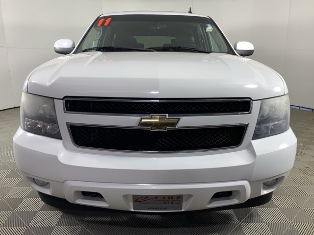 2011 Chevrolet Tahoe LT photo 3