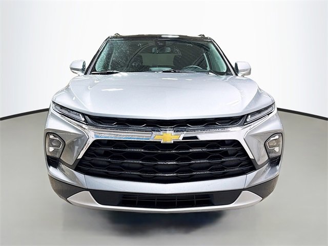 2026 Chevrolet Blazer 2LT photo 2