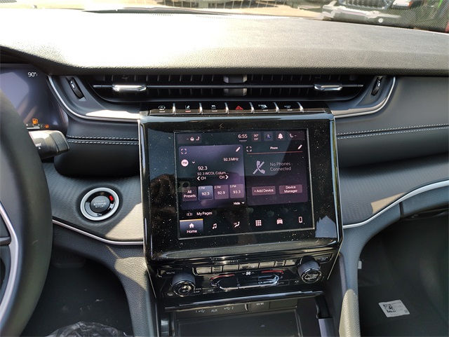 2025 Jeep Grand Cherokee Laredo Altitude photo 20