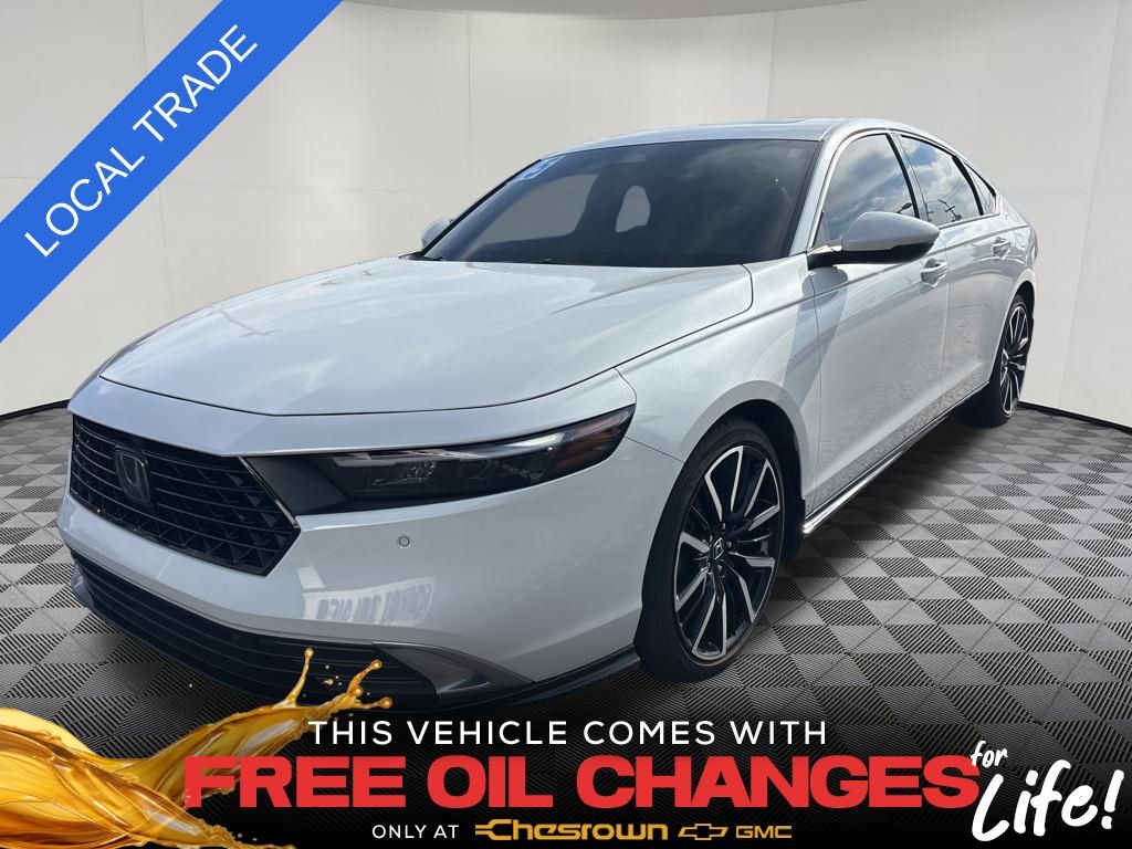 2025 Honda Accord Hybrid Touring's photo