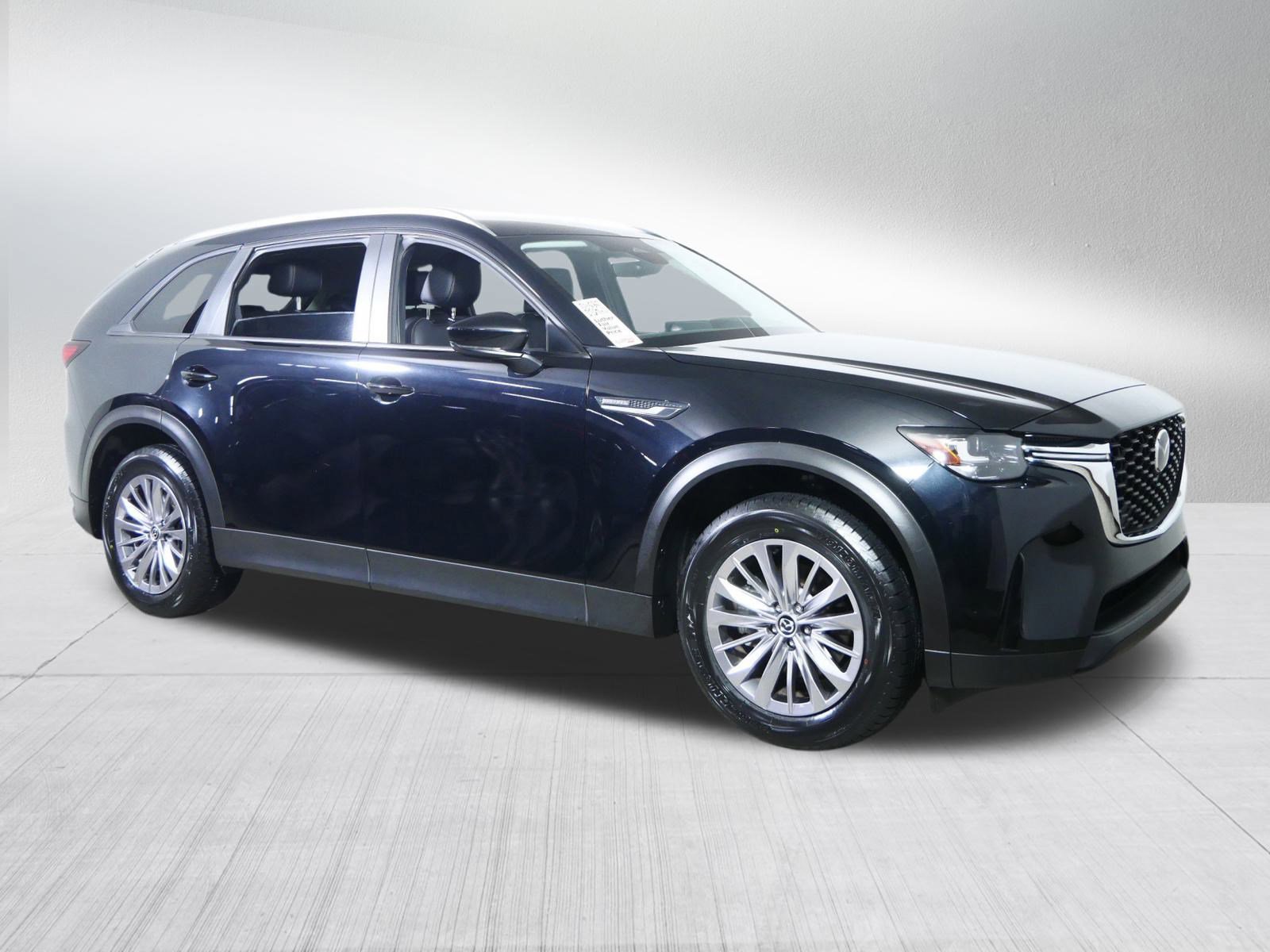 2025 Mazda CX-90 Select Package's photo