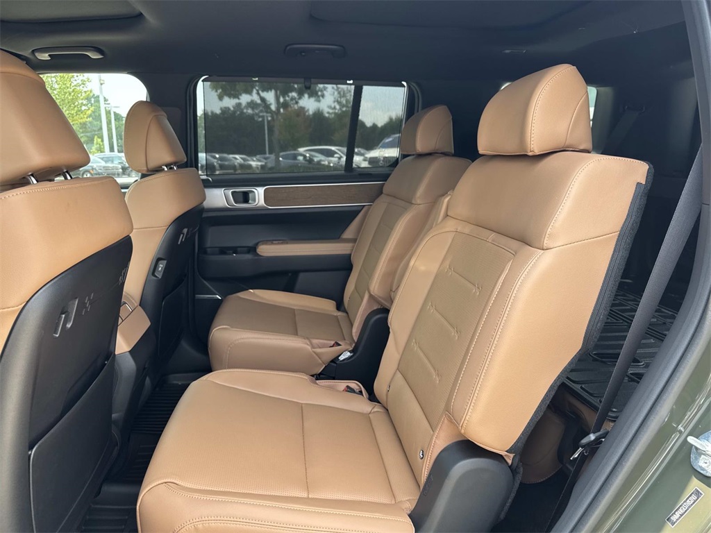 2026 Hyundai Santa Fe Limited photo 4
