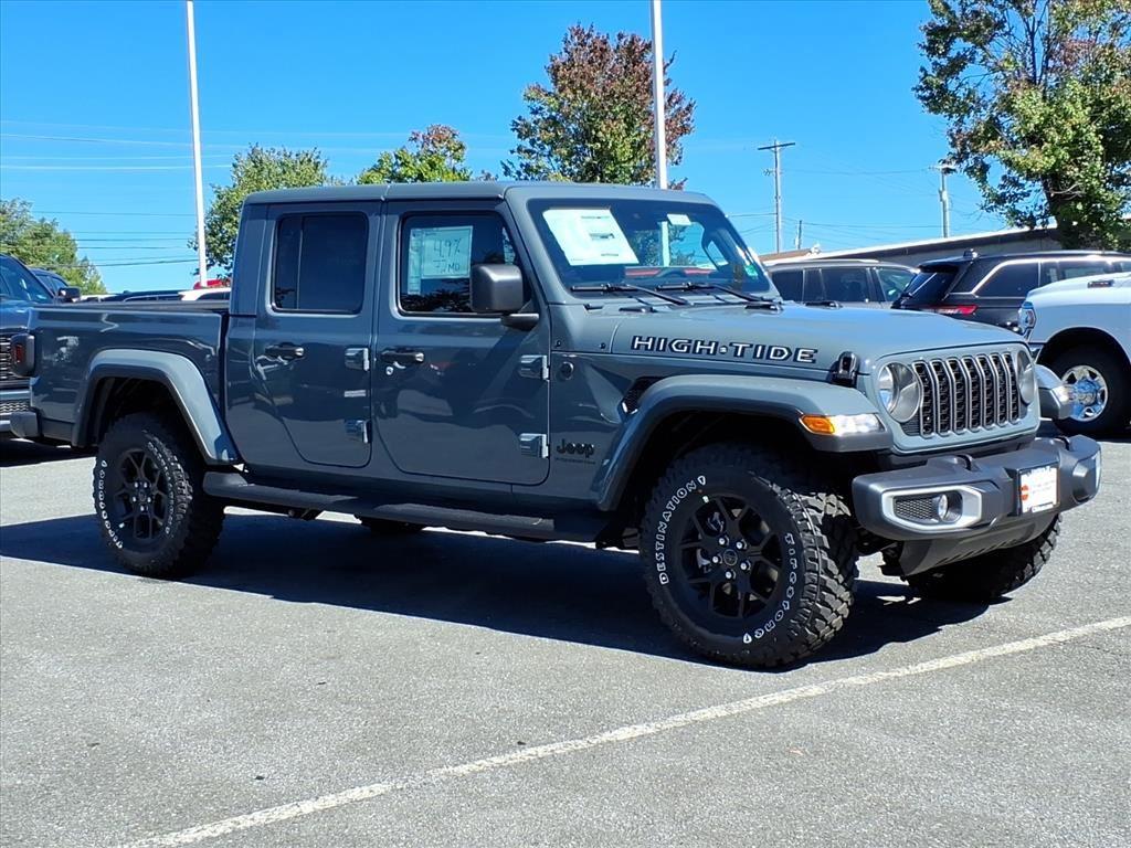 2025 Jeep Gladiator Sport photo 2