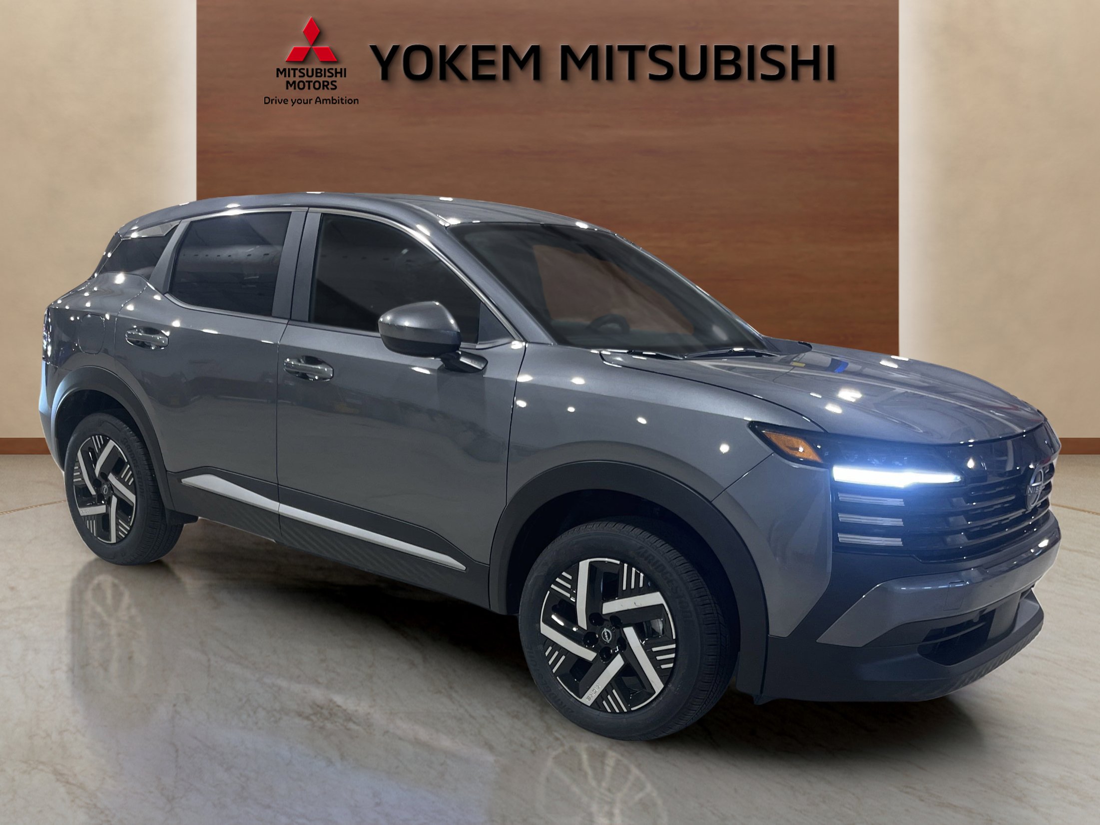 2025 Nissan Kicks SV photo 5