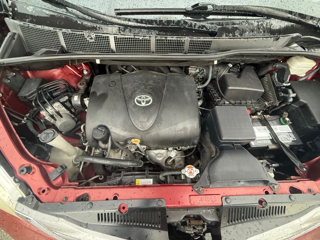 2017 Toyota Sienna L photo 24