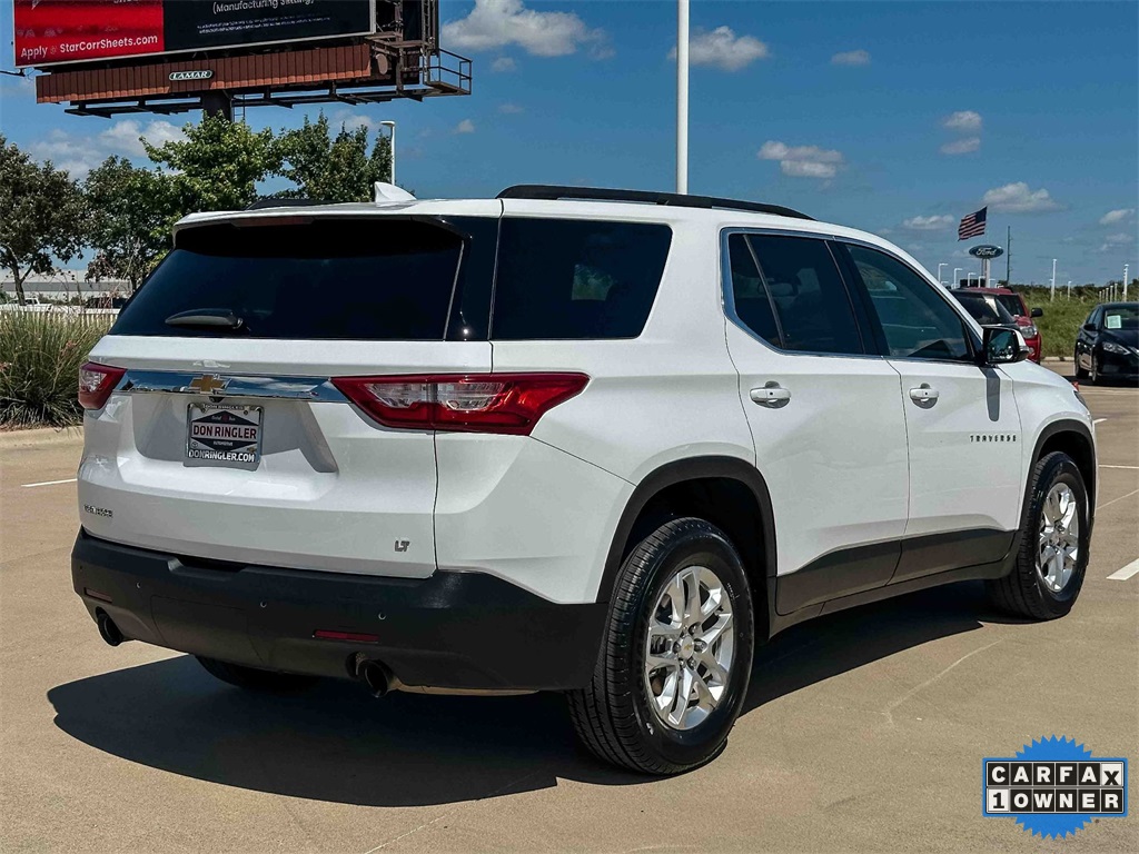 2020 Chevrolet Traverse Cloth photo 2