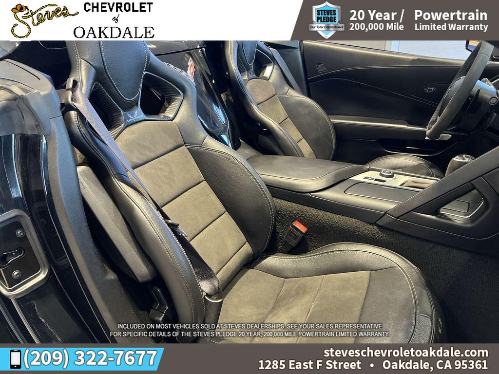 2016 Chevrolet Corvette Stingray 1LT photo 25