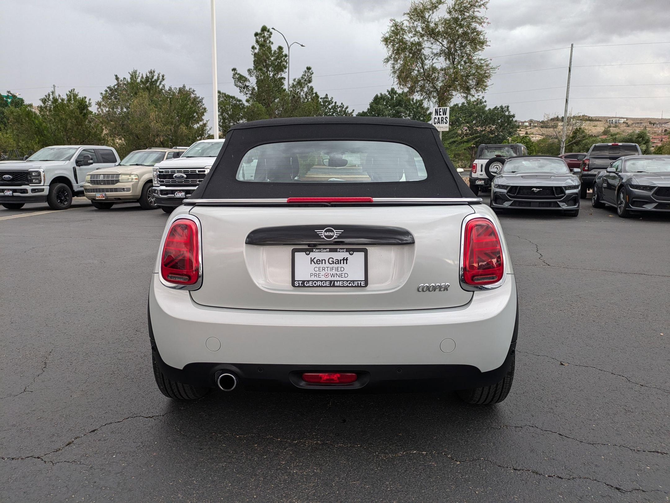 2020 Mini Cooper Convertible photo 4
