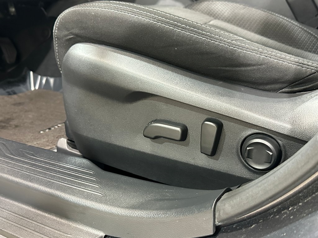 2020 Subaru Outback Premium photo 11