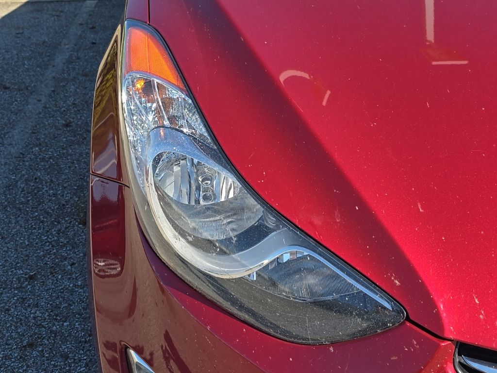2013 Hyundai Elantra GLS photo 10