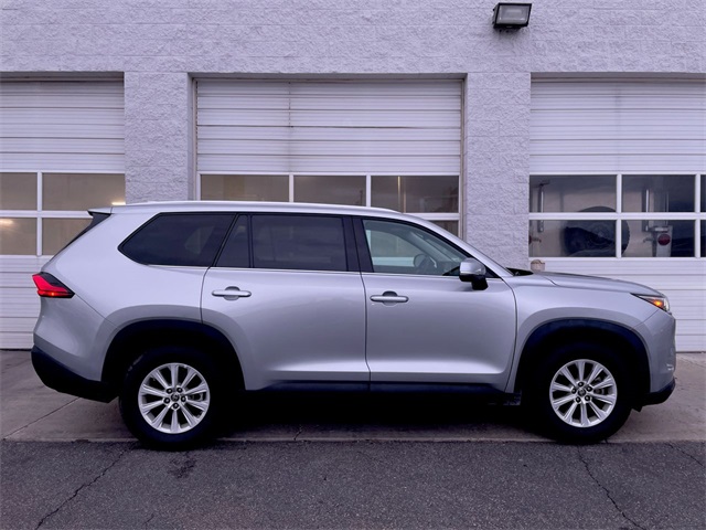 2024 Toyota Grand Highlander XLE's photo