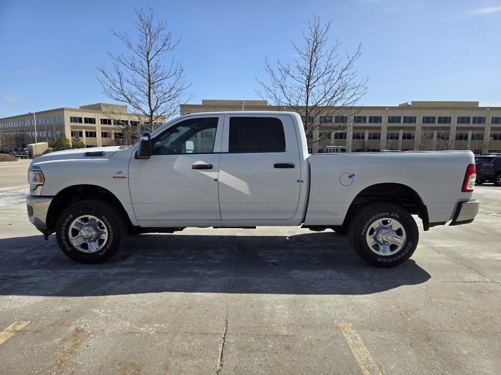 2024 Ram 2500 Tradesman photo 6