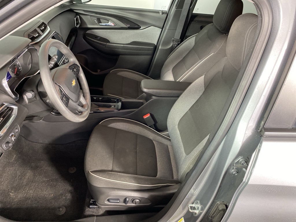 2023 Chevrolet Trailblazer LT photo 4