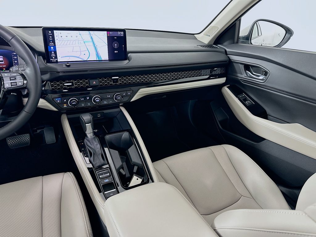 2025 Honda Accord Hybrid Touring photo 20