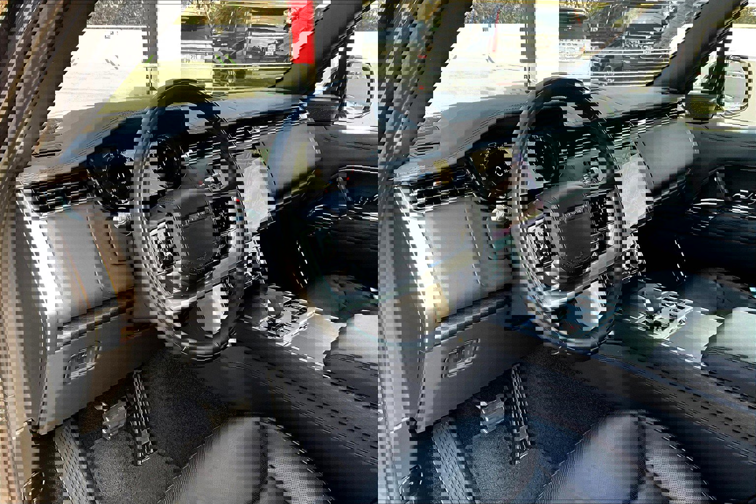 2022 Land Rover Range Rover First Edition photo 13