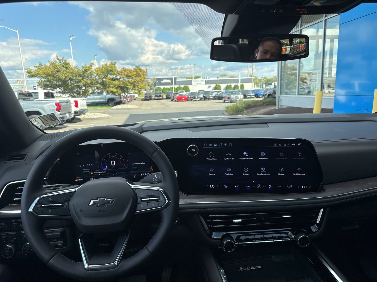 2026 Chevrolet Tahoe Z71 photo 2