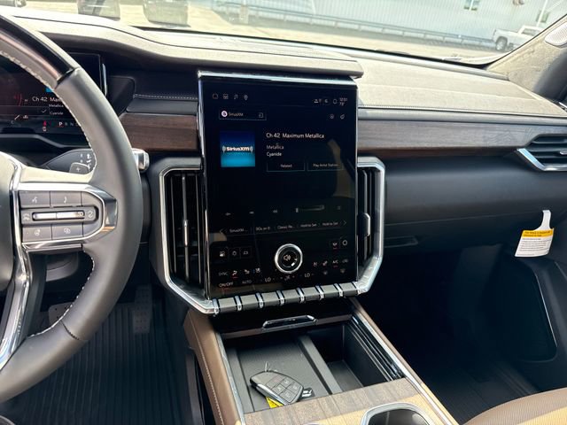 2026 Gmc Acadia Denali photo 15