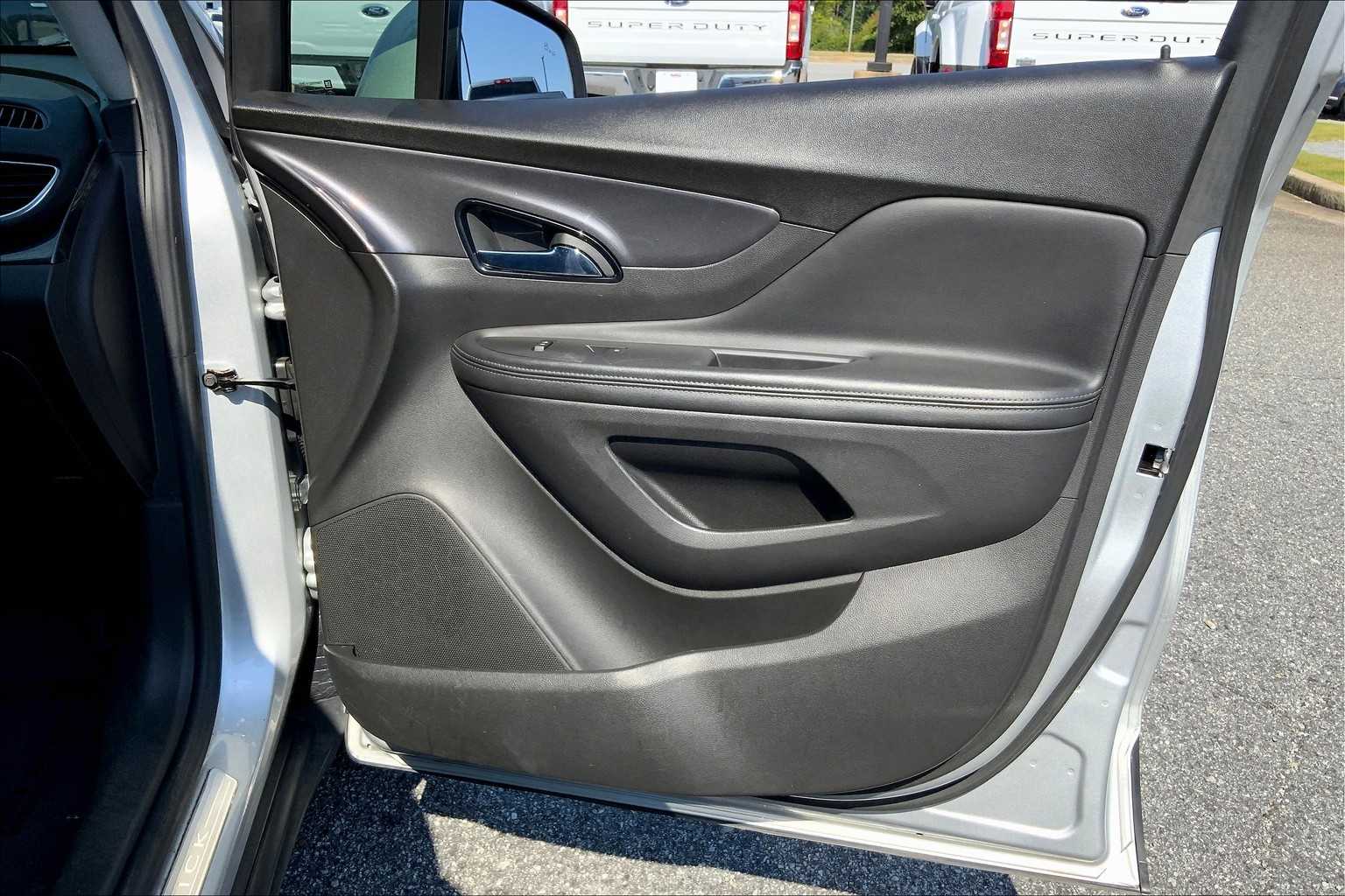2022 Buick Encore Preferred photo 20