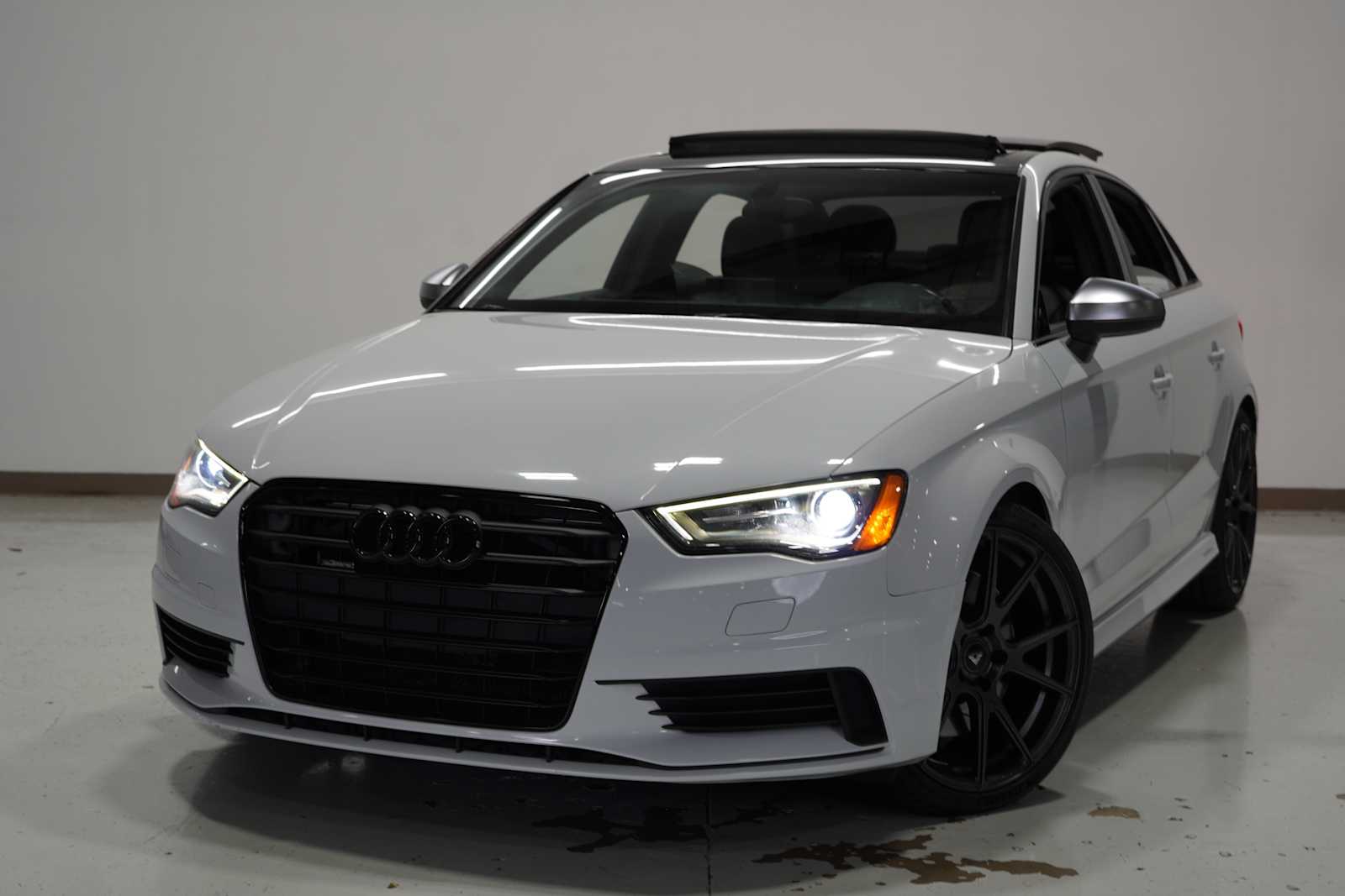 2015 Audi A3 Sedan Premium Plus's photo