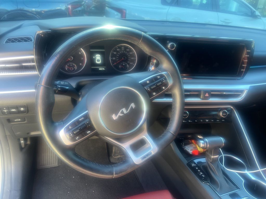 2024 Kia K5 GT-Line photo 14