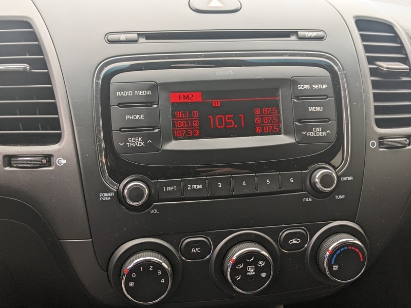 2017 Kia Forte LX Base photo 13