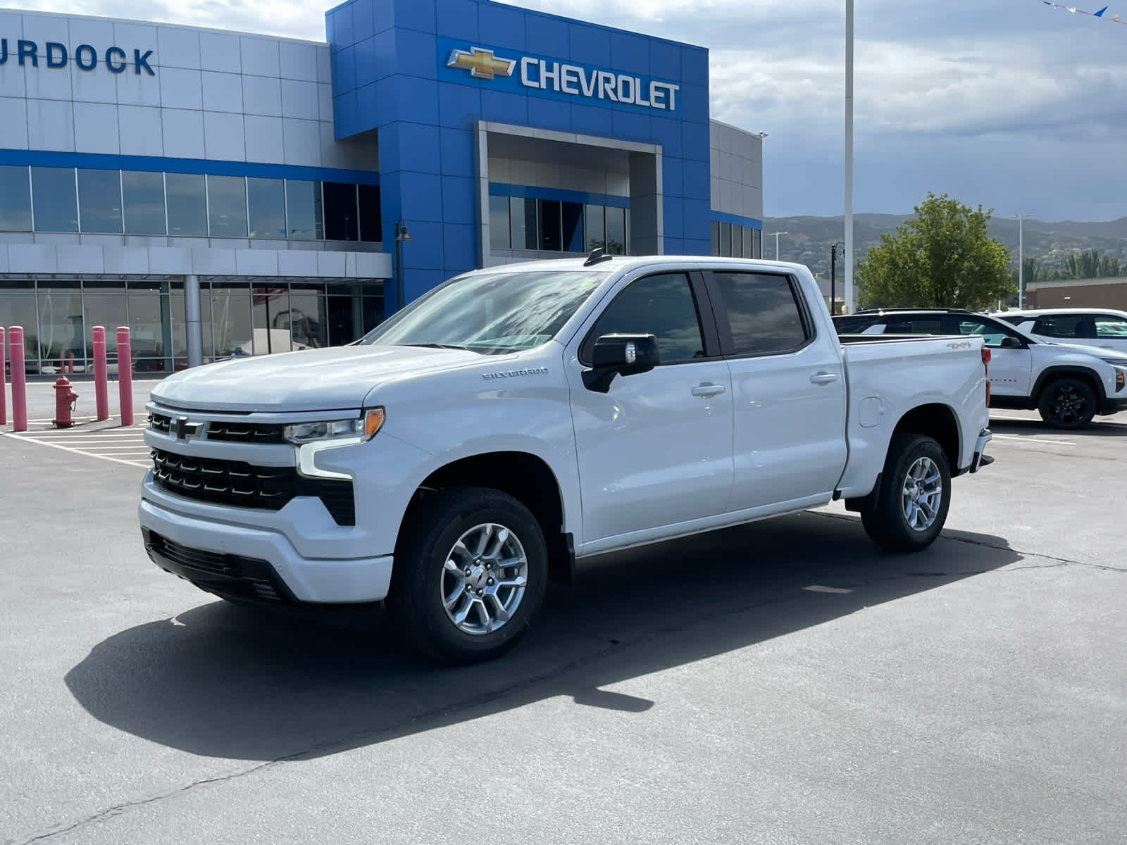 2026 Chevrolet Silverado 1500 RST photo 2