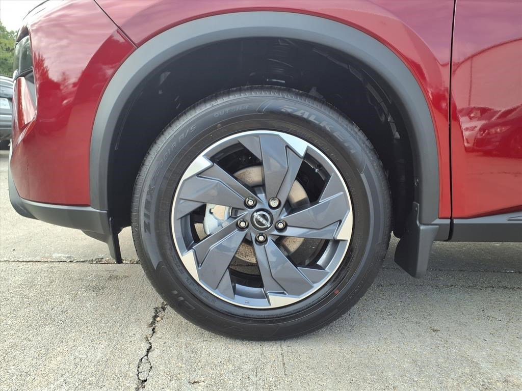 2026 Nissan Rogue SV photo 4