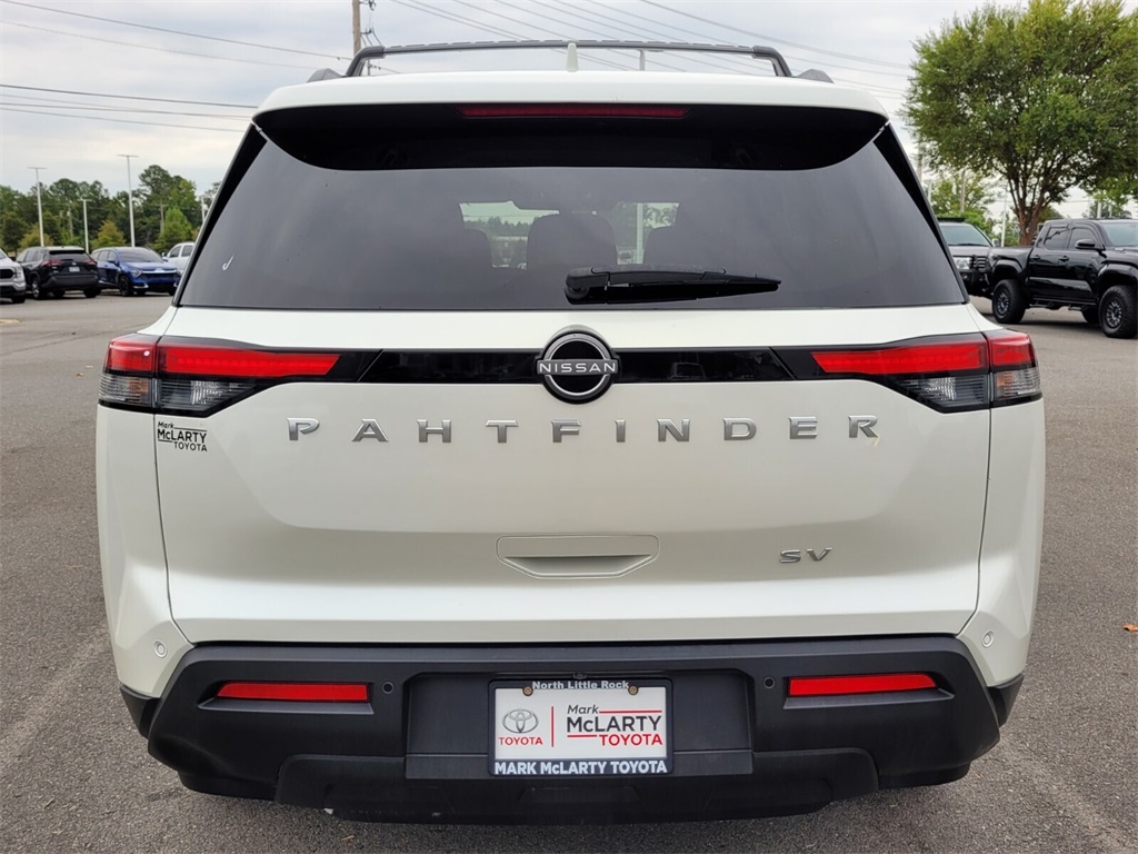 2023 Nissan Pathfinder SV photo 11