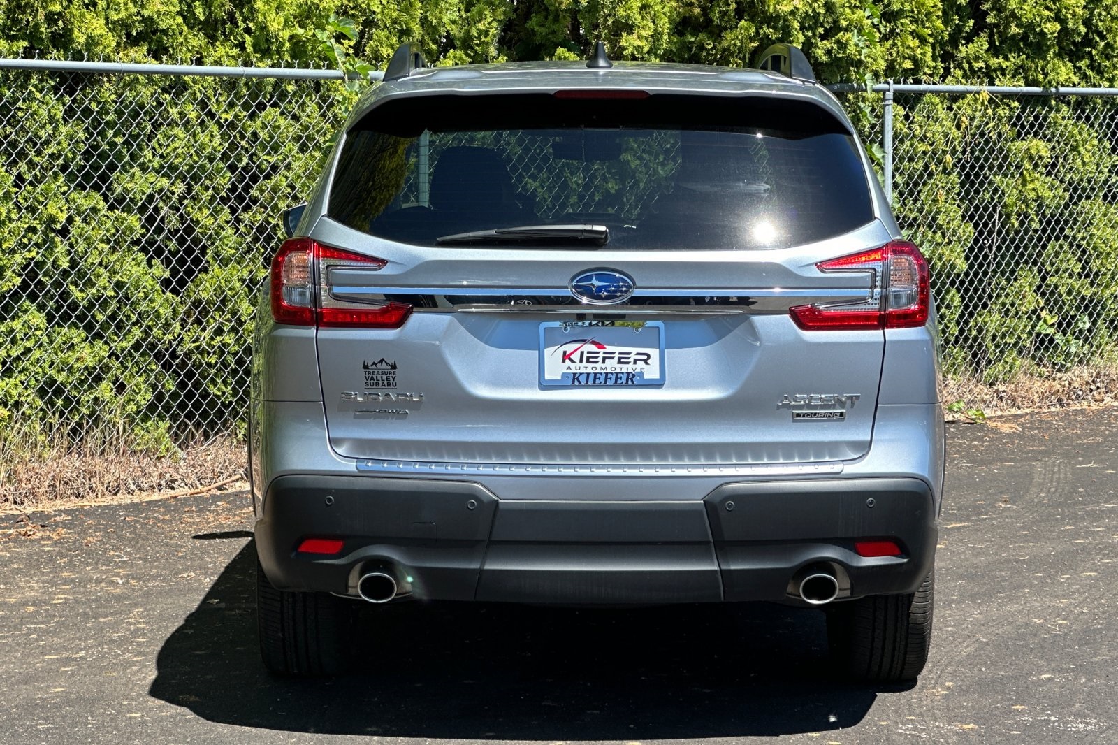 2024 Subaru Ascent Touring photo 9