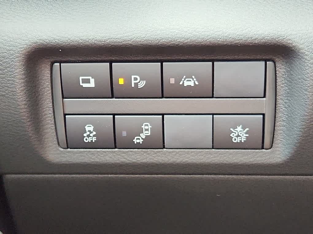 2025 Nissan Kicks Play S photo 17